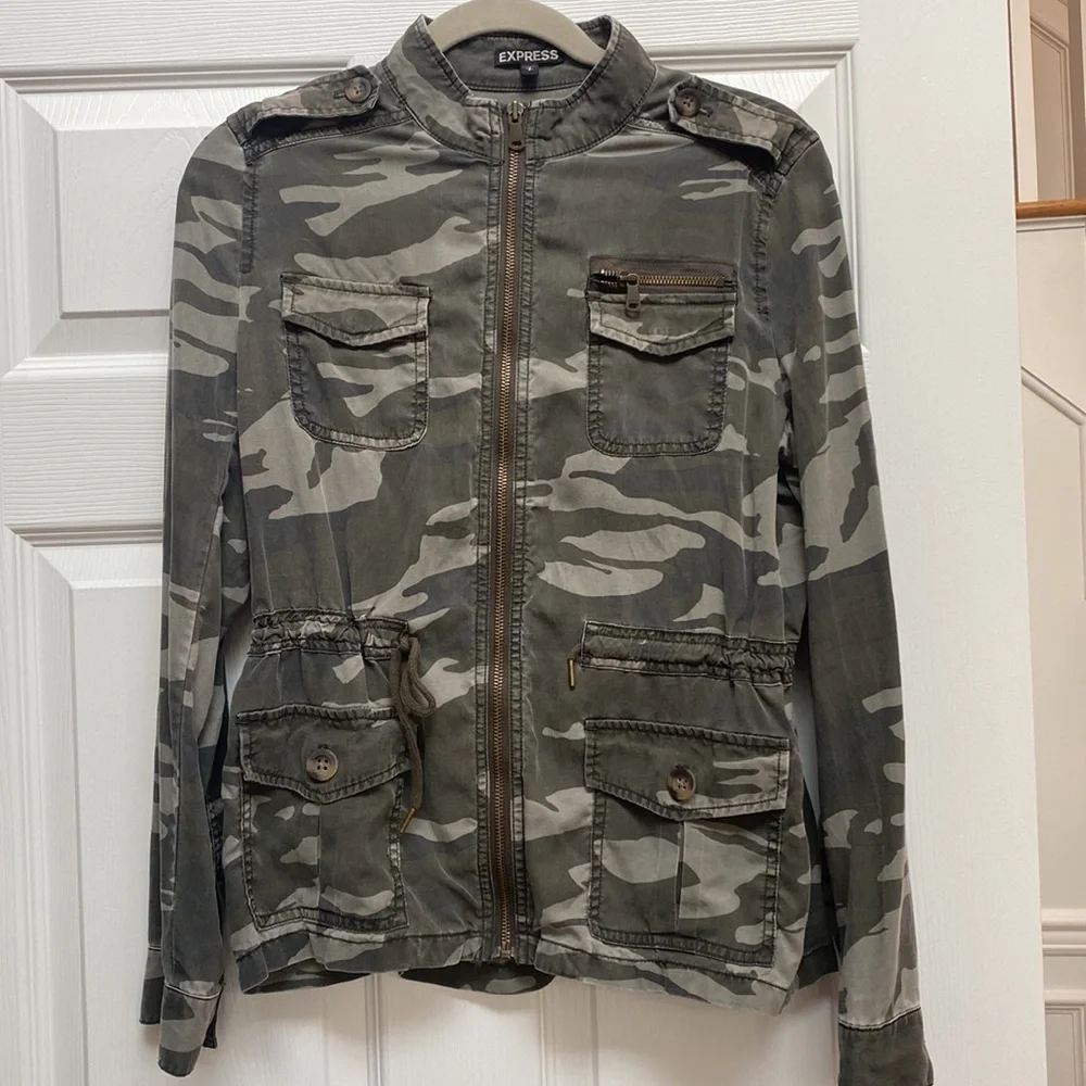 Lightweight camo utility jacket - Picture 2 of 4